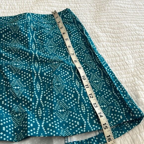 NWT RipSkirt Hawaii Green Print Wrap Skirt Size Small - Picture 7 of 7